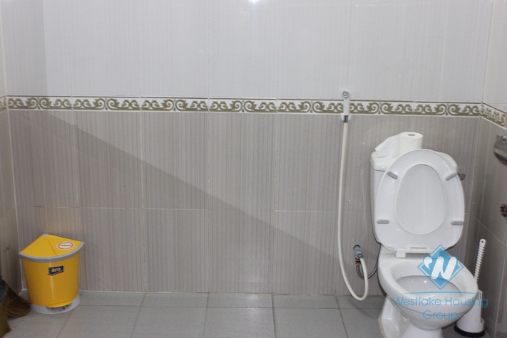 Unfurnished house for rent in Nghi Tam street, Tay Ho, Hanoi